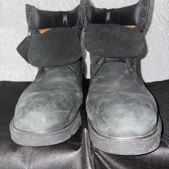 Timberland Black Boots with Rubber Soles - Picture 1 of 5